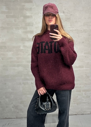 Brandy knitted logo strik Winetasting ROTATE
